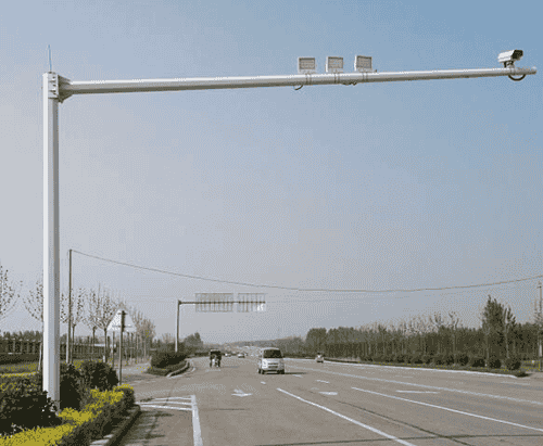 龙潭道路监控杆